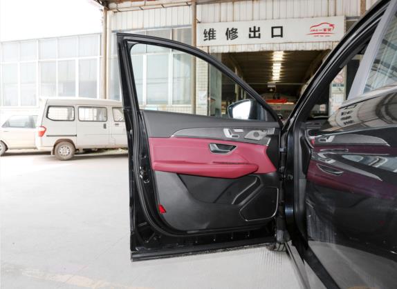 捷途X70 PLUS 2021款 1.6T DCT星PRO 7座 车厢座椅   前门板