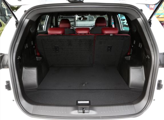 捷途X70 PLUS 2023款 1.5T DCT勇者PLUS 5座 车厢座椅   后备厢