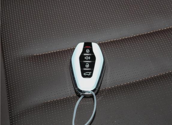 捷途X90 PLUS 2021款 1.6TD DCT别墅 5座 其他细节类   钥匙