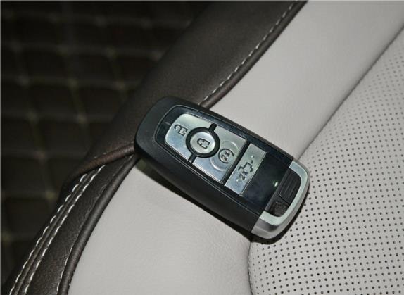勇猛者 2020款 3.5T 豪华版 其他细节类   钥匙