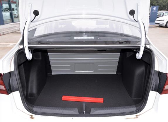 捷达VA3 2019款 1.5L 自动悦享版 车厢座椅   后备厢