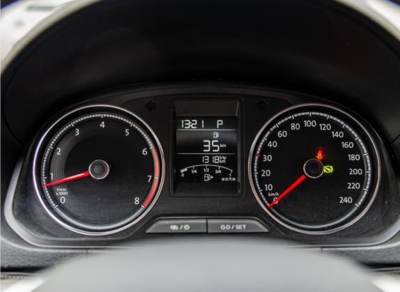 捷达VA3 2021款 1.5L 自动荣耀版 中控类   仪表盘