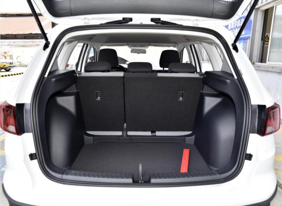 捷达VS5 2021款 280TSI 手动进取型 车厢座椅   后备厢