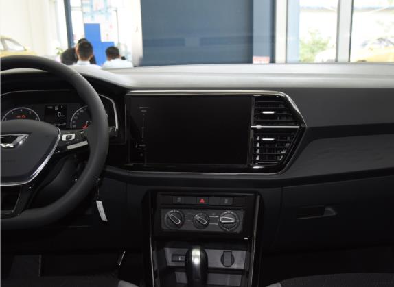 捷达VS5 2021款 280TSI 自动进取型 中控类   中控台