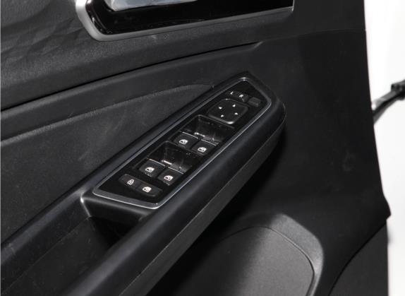 捷达VS5 2022款 280TSI 手动进取型Pro 车厢座椅   门窗控制