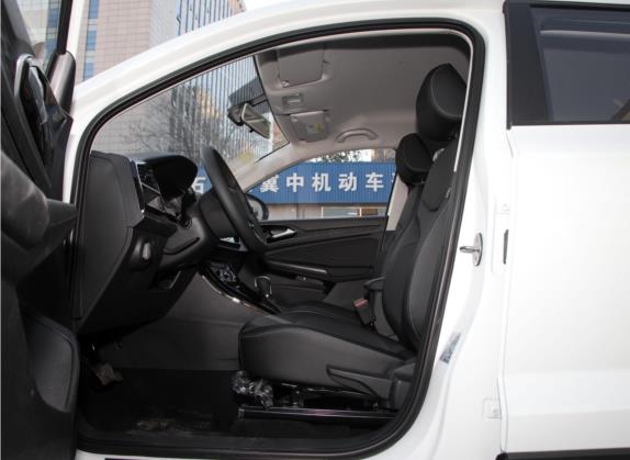 捷达VS5 2022款 280TSI 自动悦享型Pro 车厢座椅   前排空间