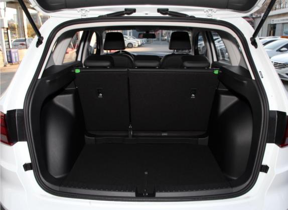 捷达VS5 2022款 280TSI 自动悦享型Pro 车厢座椅   后备厢