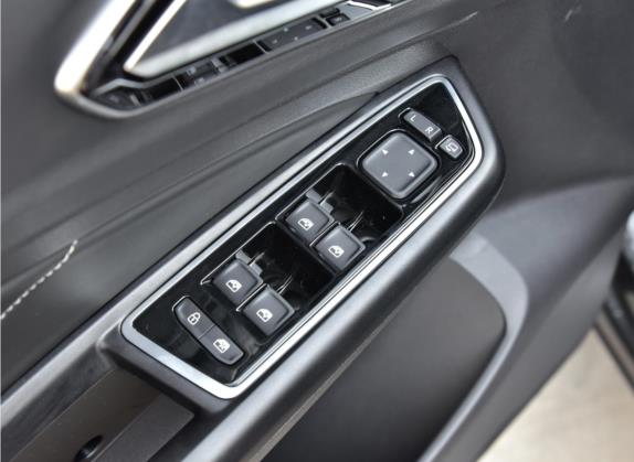 捷达VS7 2021款 黑锋版 1.4T 自动悦享版 车厢座椅   门窗控制