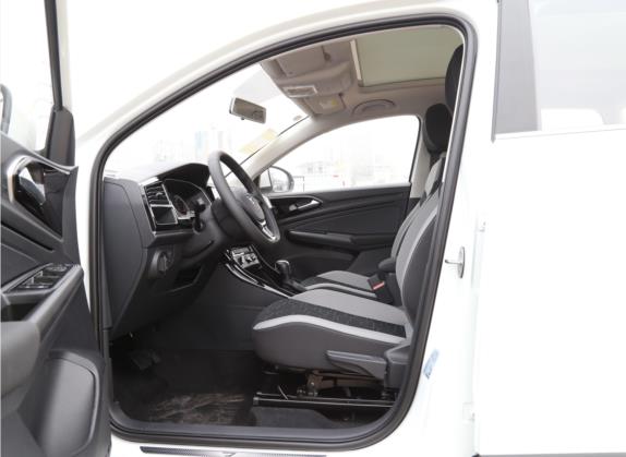 捷达VS7 2021款 1.4T 自动进取版 车厢座椅   前排空间