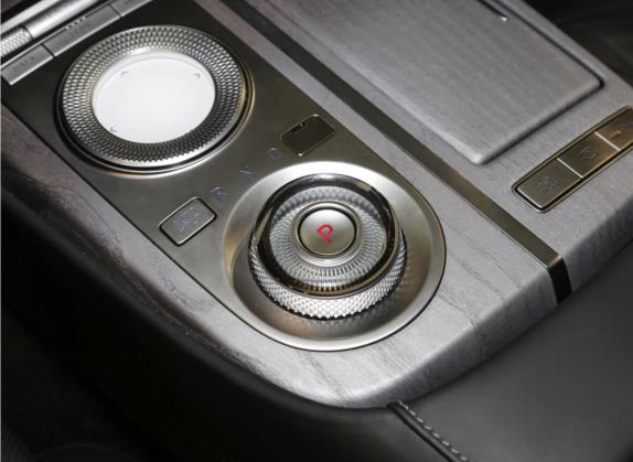 捷尼赛思G80 2021款 2.5T 后驱旗舰版 中控类   挡把