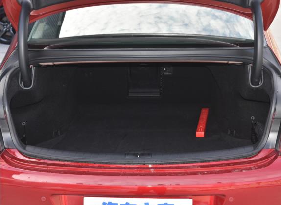 捷尼赛思G80 2021款 2.5T 后驱豪华版 车厢座椅   后备厢