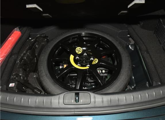 捷尼赛思G80 2023款 2.5T 四驱豪华版 其他细节类   备胎