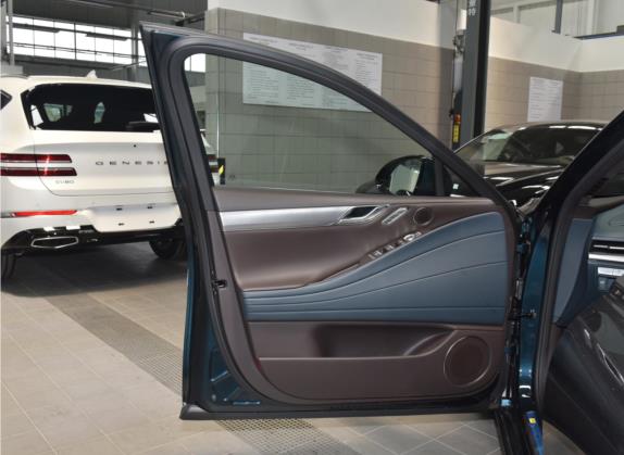 捷尼赛思G80 2023款 2.5T 四驱豪华版 车厢座椅   前门板