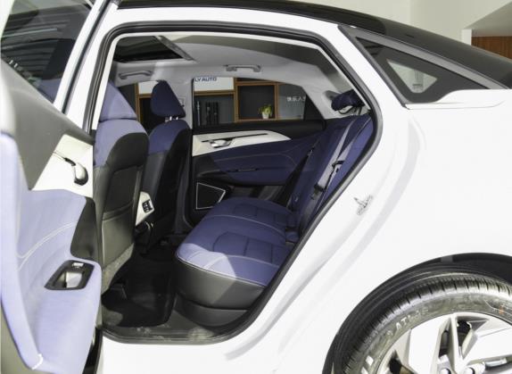 几何A 2022款 Pro 430KM 青苹果Halo 车厢座椅   后排空间