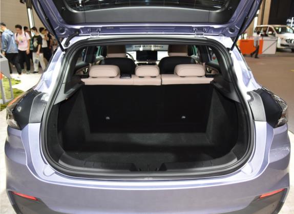 几何C 2021款 C550 魔方版 车厢座椅   后备厢