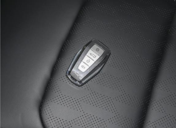 几何C 2022款 400KM 蓝莓Pro 其他细节类   钥匙