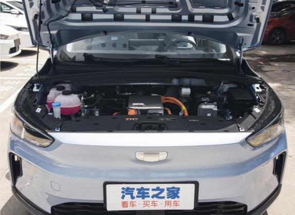 几何C 2022款 400KM 出行版 其他细节类   发动机舱