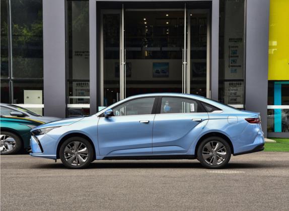 几何G6 2022款 480 新享型 外观   正侧