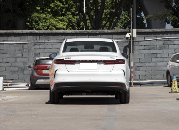 几何G6 2022款 620 新乐型 外观   正后