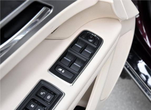 捷豹XFL 2017款 XFL 2.0T 200PS 豪华版 车厢座椅   门窗控制