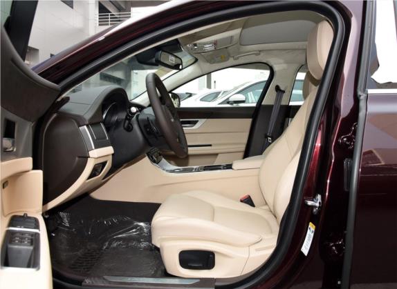捷豹XFL 2017款 XFL 2.0T 240PS 豪华版 车厢座椅   前排空间
