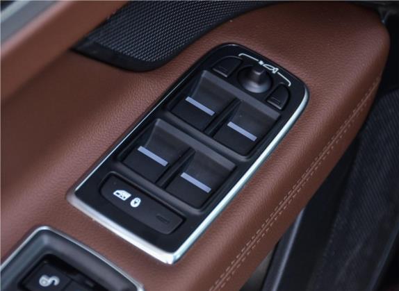 捷豹XFL 2018款 XFL 2.0T 250PS 尊享版 车厢座椅   门窗控制
