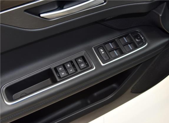捷豹XFL 2020款 XFL 2.0T P200 两驱赛旗版 车厢座椅   门窗控制