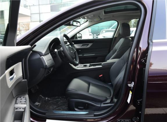 捷豹XFL 2020款 XFL 2.0T P200 两驱风华版 车厢座椅   前排空间