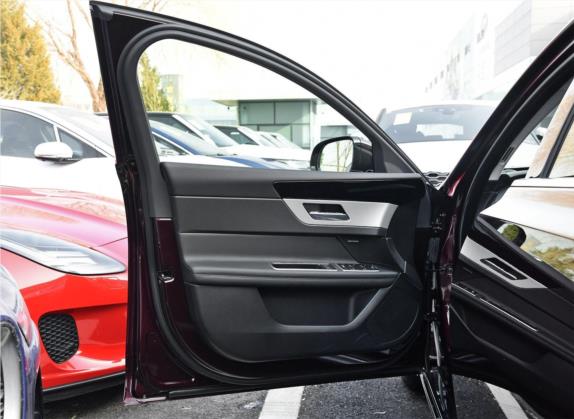 捷豹XFL 2020款 XFL 2.0T P200 两驱风华版 车厢座椅   前门板