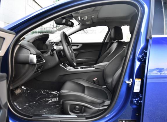捷豹XEL 2018款 2.0T 250PS 尊享版 车厢座椅   前排空间