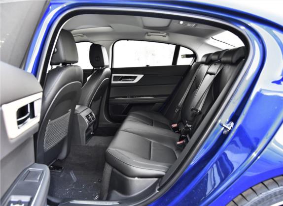 捷豹XEL 2018款 2.0T 250PS 尊享版 车厢座椅   后排空间