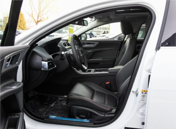 捷豹XEL 2019款 2.0T 200PS 尊享版 车厢座椅   前排空间