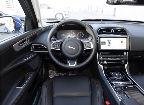 捷豹XEL 2019款 2.0T 250PS 尊享版 中控类   驾驶位