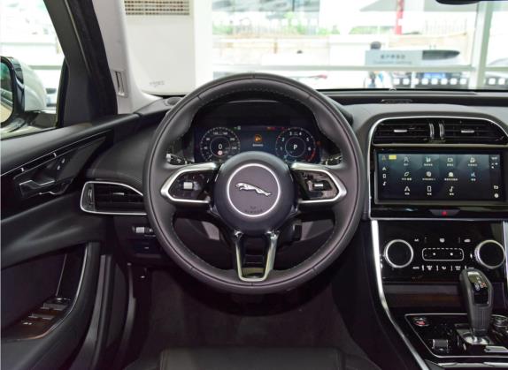 捷豹XEL 2021款 2.0T 250PS S进取优雅版 中控类   驾驶位