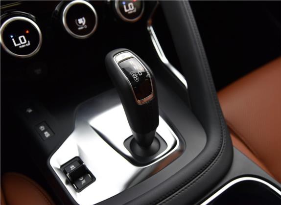 捷豹E-PACE 2018款 P250 HSE 国V 中控类   挡把