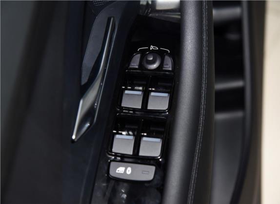 捷豹E-PACE 2018款 P200 S 国V 车厢座椅   门窗控制
