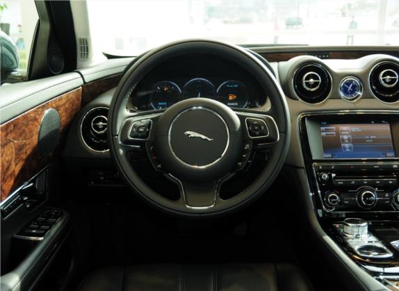 捷豹XJ 2012款 XJL 3.0 全景商务版 中控类   驾驶位