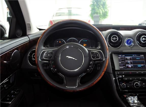 捷豹XJ 2012款 XJL 3.0 伦敦限量版 中控类   驾驶位