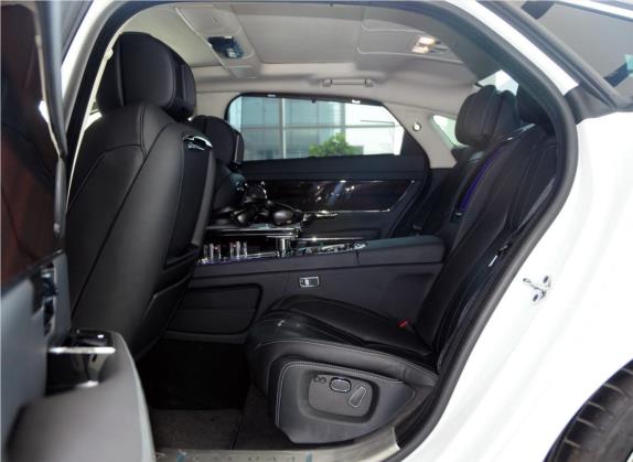 捷豹XJ 2013款 XJL 5.0 SC 巅峰创世版 四座 车厢座椅   后排空间