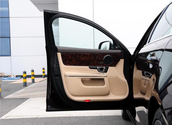 捷豹XJ 2014款 XJL 3.0 SC 四驱全景商务版 车厢座椅   前门板