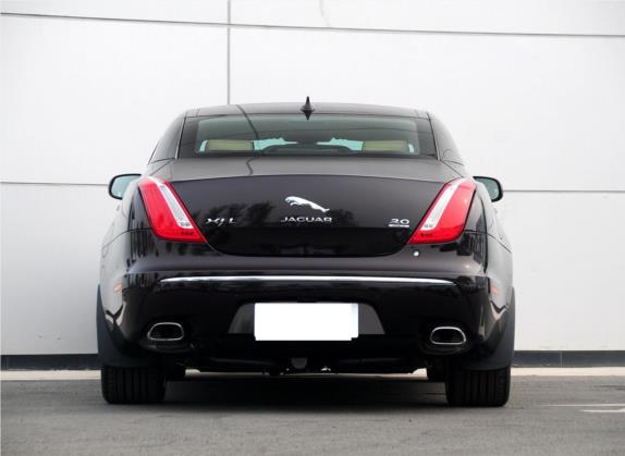 捷豹XJ 2014款 XJL 3.0 SC 四驱全景商务版 外观   正后