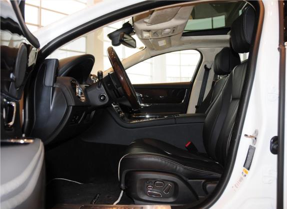 捷豹XJ 2014款 XJL 3.0 SC 四驱旗舰商务版 车厢座椅   前排空间