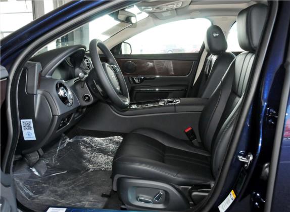 捷豹XJ 2015款 XJL 2.0T 两驱典雅商务版 车厢座椅   前排空间