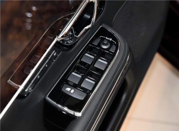 捷豹XJ 2015款 XJL 3.0 SC 四驱尊享商务80周年典藏版 车厢座椅   门窗控制
