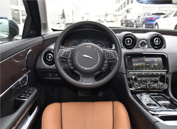 捷豹XJ 2018款 XJL 3.0 SC 四驱全景商务版 中控类   驾驶位