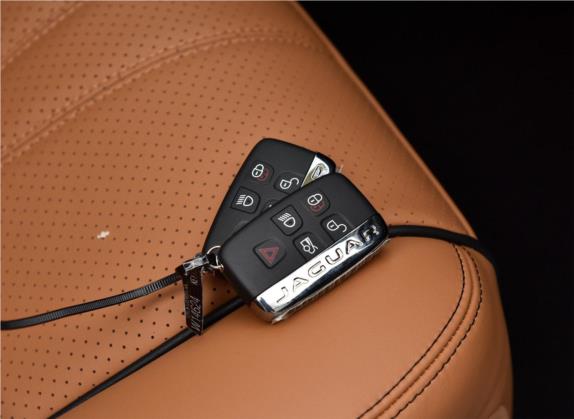 捷豹XJ 2018款 XJL 3.0 SC 四驱全景商务版 其他细节类   钥匙