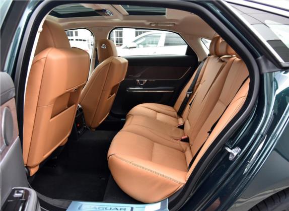 捷豹XJ 2018款 XJL 3.0 SC 四驱全景商务版 车厢座椅   后排空间