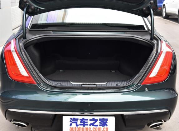 捷豹XJ 2018款 XJL 3.0 SC 四驱全景商务版 车厢座椅   后备厢
