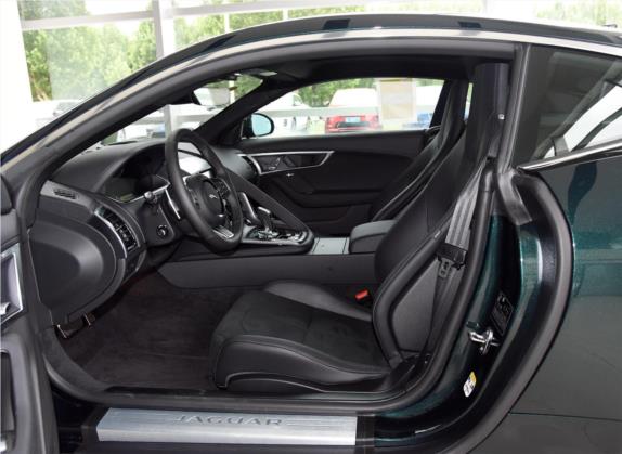 捷豹F-TYPE 2021款 P300 后驱硬顶版 车厢座椅   前排空间