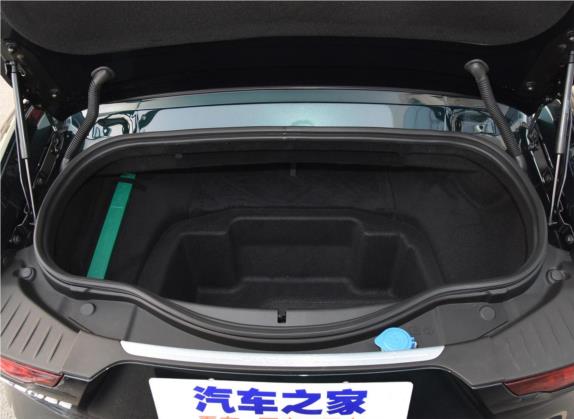 捷豹F-TYPE 2021款 P300 后驱敞篷版 车厢座椅   后备厢